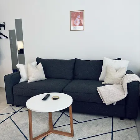 Foliate Living Taimi Apartment *